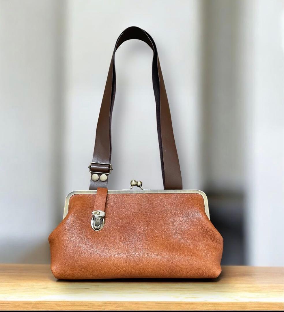 姫路レザー ボディバッグにもなる横長ショルダーバッグ