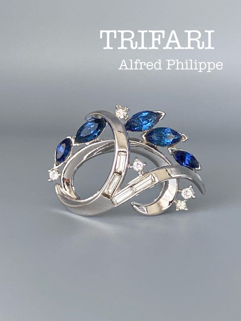 lotuscloud 2524⭐️TRIFARI トリファリヴィンテージブローチ