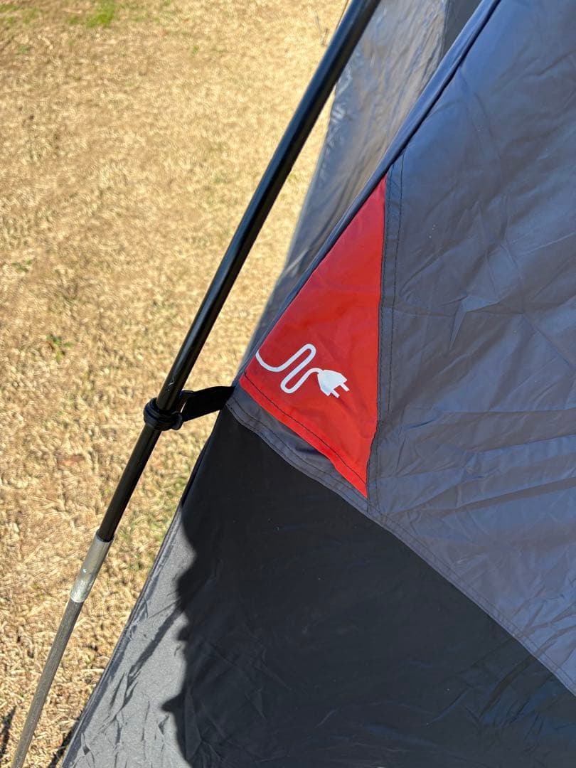 CORE 6人用ブロックアウト光遮断テント