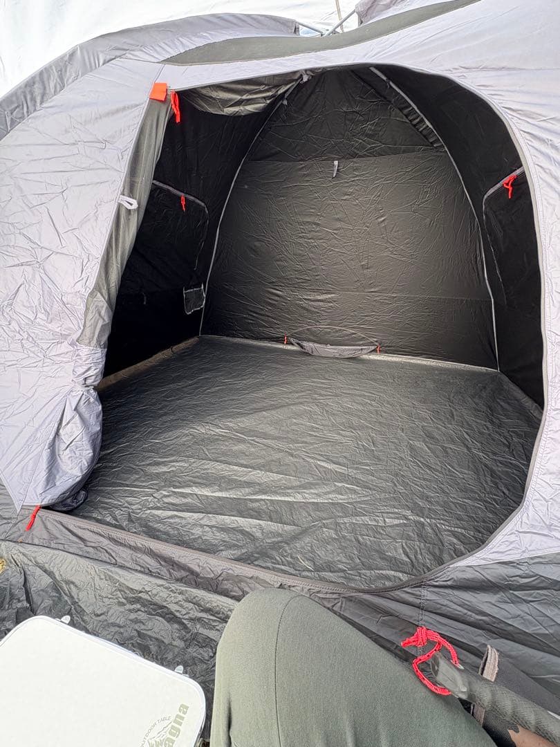 CORE 6人用ブロックアウト光遮断テント