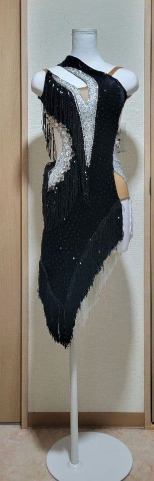 「未使用」社交ダンス　ラテンドレス