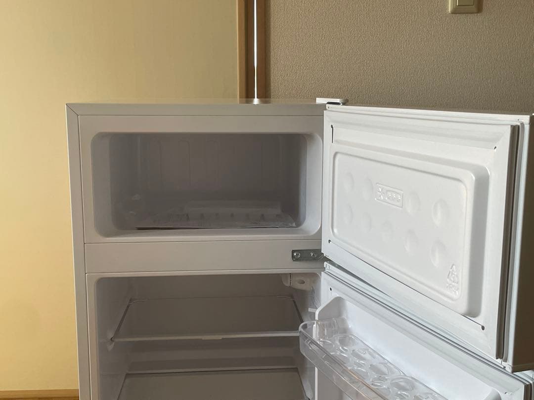 22年製85LハイアールHaier ノンフロン冷蔵庫 JR-N85D