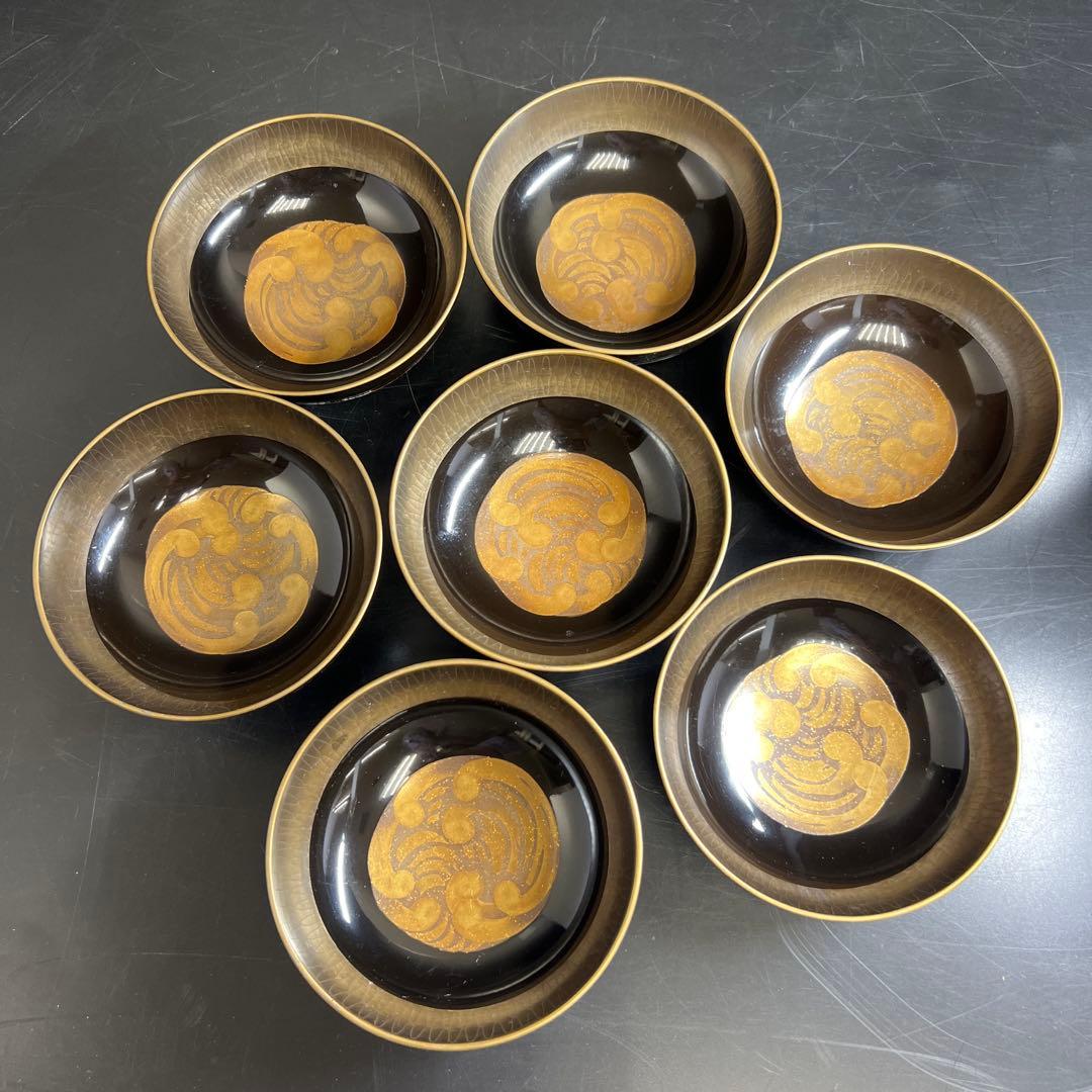 輪島塗　廣塚作　研ぎ出し蒔絵椀6客と蓋1点　身口径11.5㎝ 東Y8-0206①