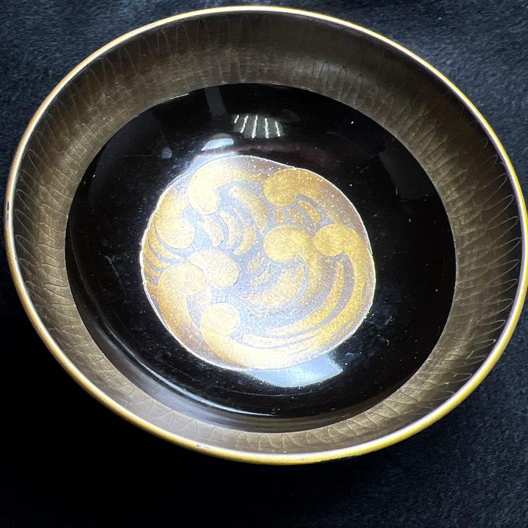 輪島塗　廣塚作　研ぎ出し蒔絵椀6客と蓋1点　身口径11.5㎝ 東Y8-0206①