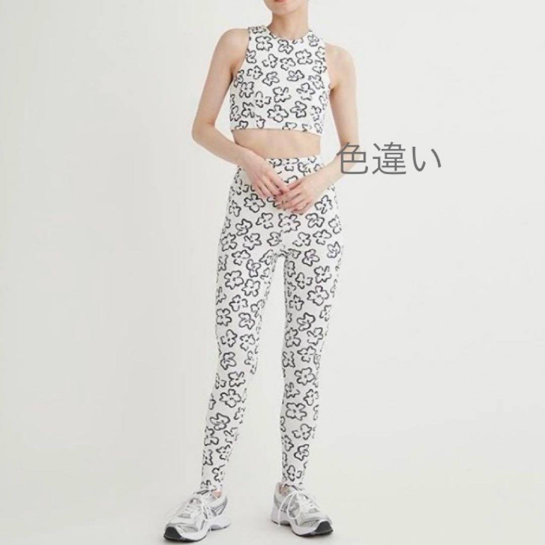 エミ ヨガ 上下 セットアップ 0 ブラトップ レギンス ヨガウェア 花柄 紺