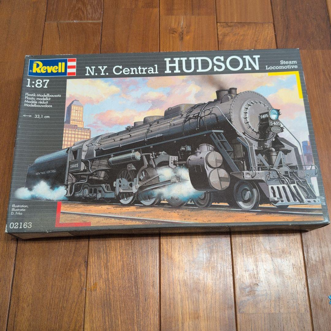 鉄道模型 Revell N.Y. Central HUDSON 1:87