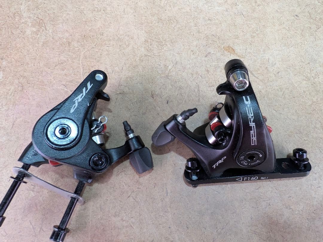 TRP spyre-c フラットマウント