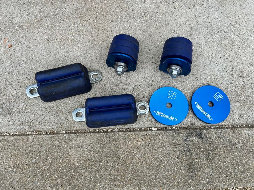 ハイエース 玄武 リバンプストッパー バンプストッパー（再値下げ）