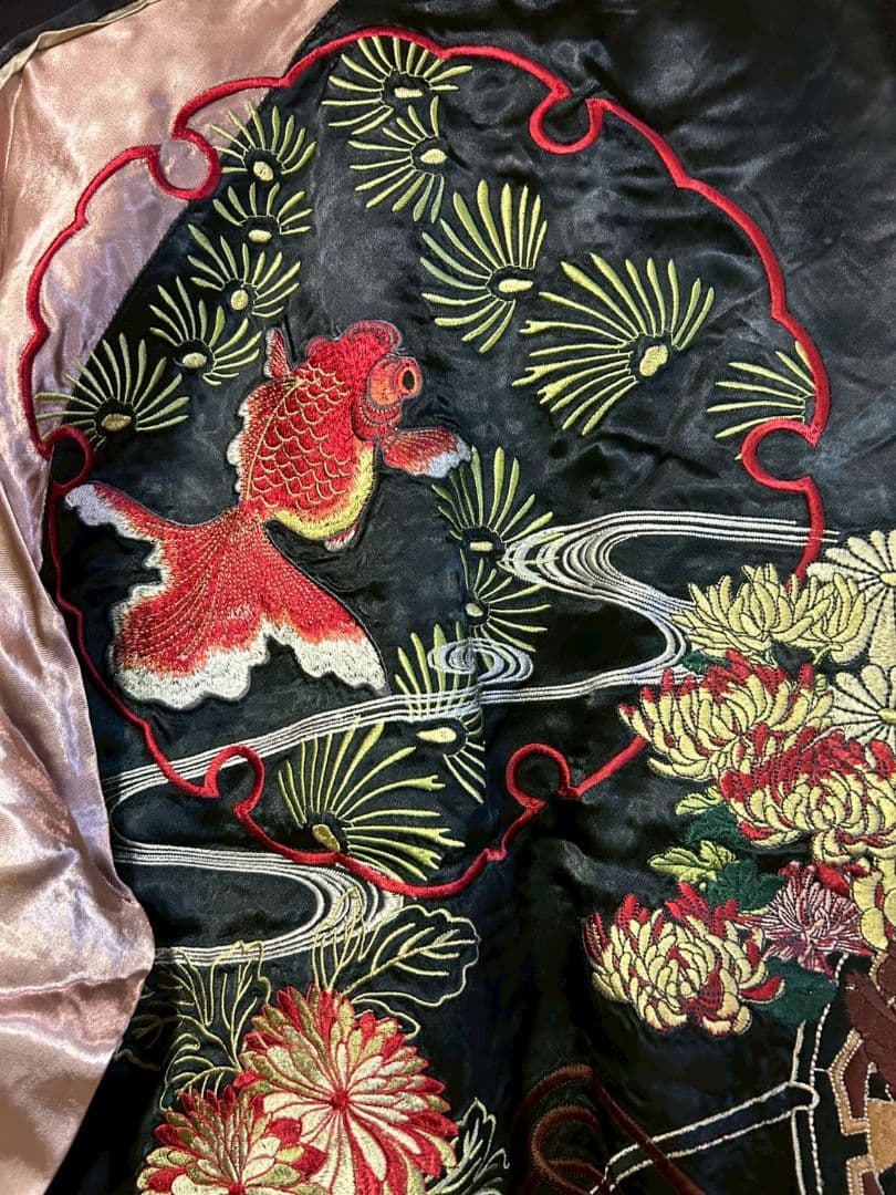 【新品タグ付き】 金魚と御所車 和柄スカジャン リバシーブル　レディースXXL