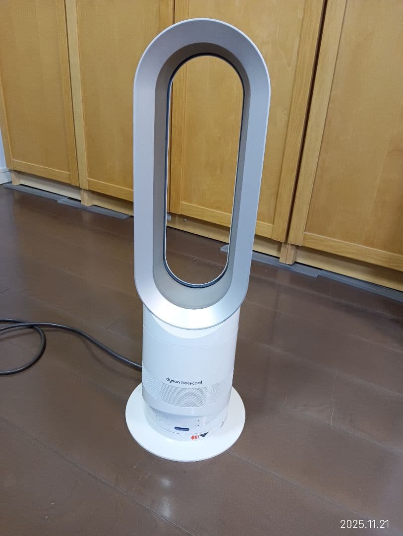 dyson hot＋cool ダイソンホット＋クール　リモコン付き　AM05
