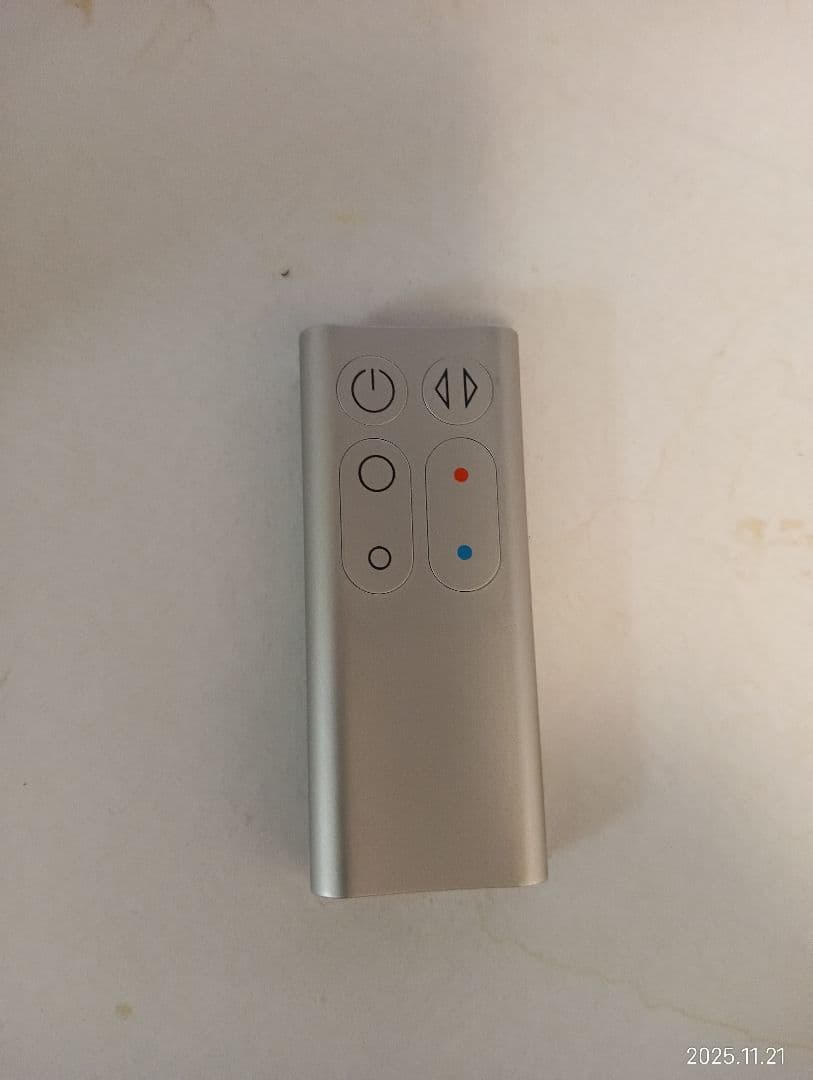 dyson hot＋cool ダイソンホット＋クール　リモコン付き　AM05