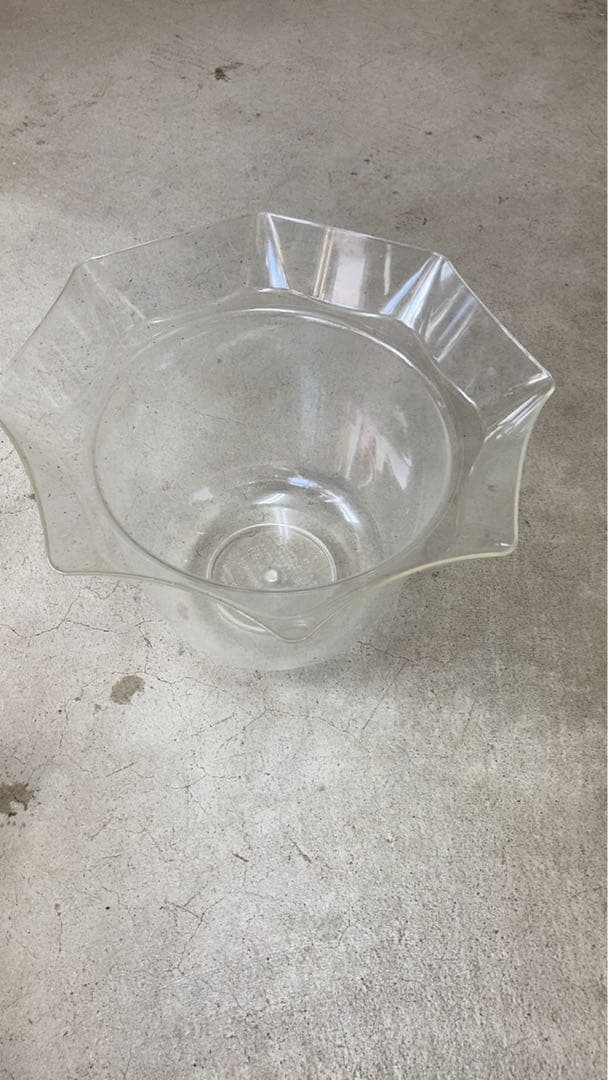 ガラス製水槽　大小2個　他，付属品つき