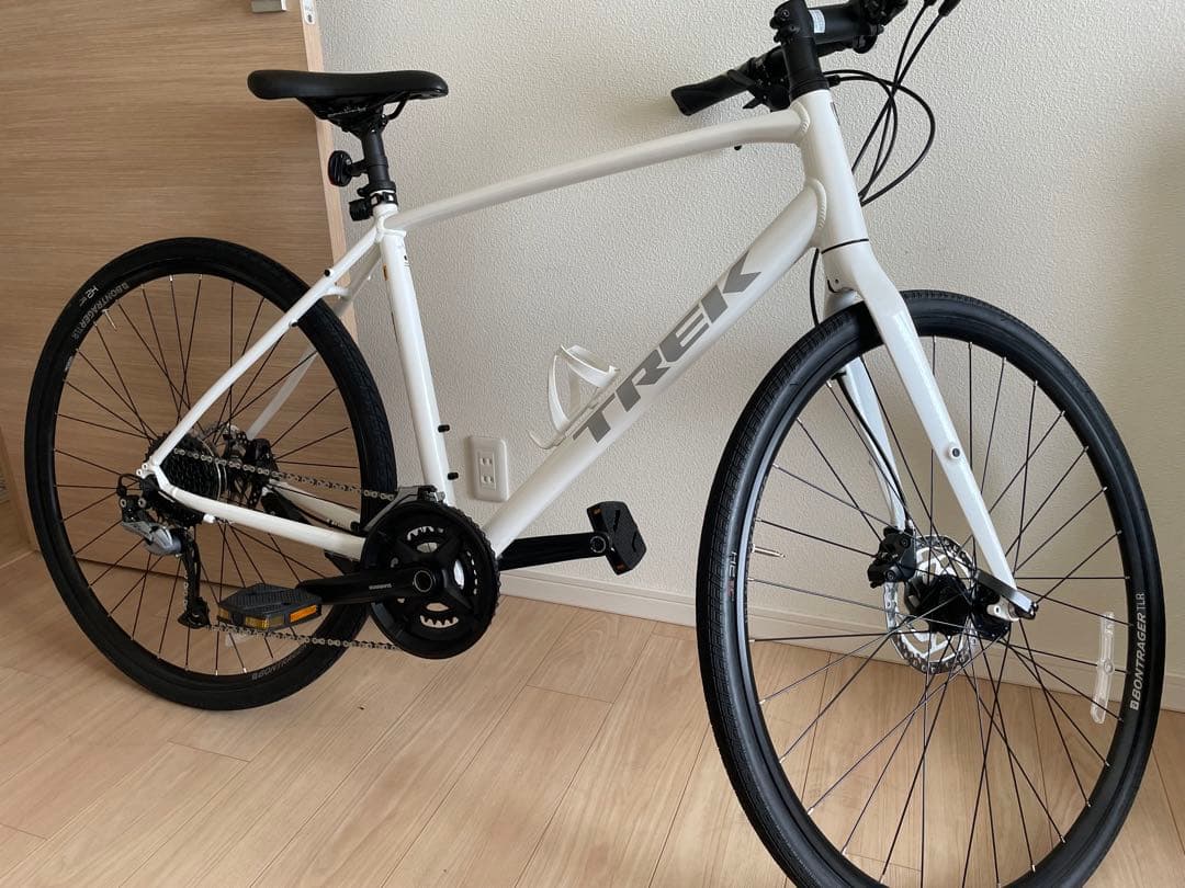 埼玉手渡し限定　TREK FX3 DISC クロスバイク Lサイズ走行50km