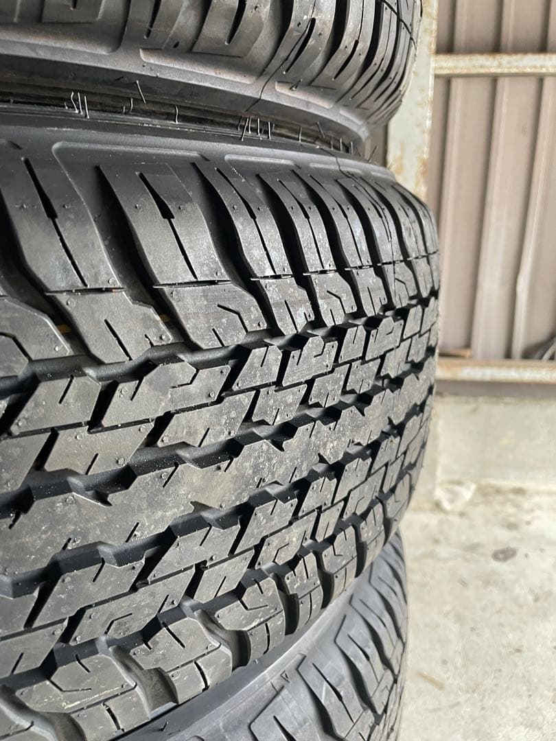 ハイラックス　純正ホイール