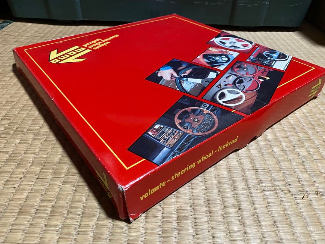 【希少】MOMO モモスポルト　レザー　ステアリング　350㎜ 当時物