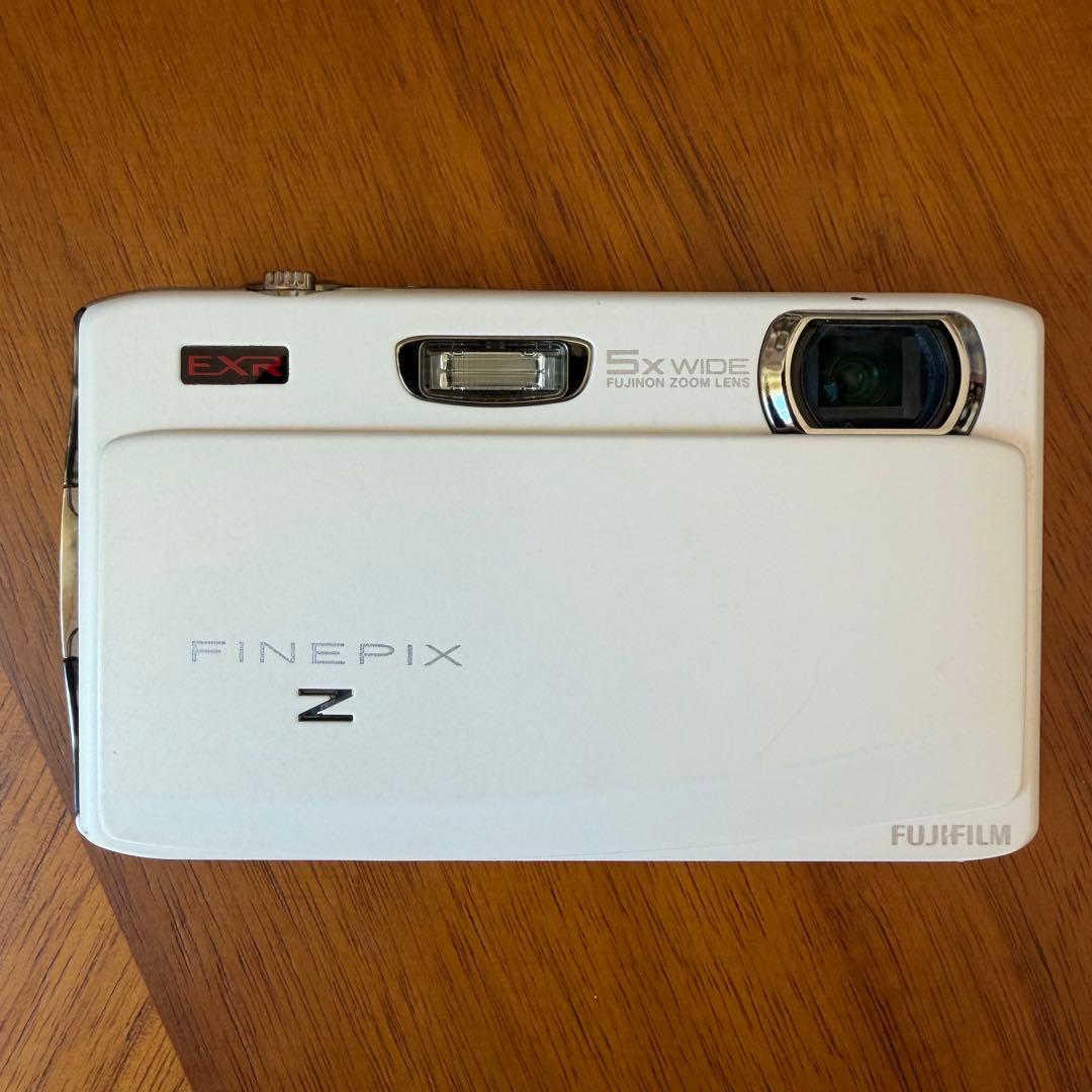 FINEPIX Z900EXR 5倍ズーム ワイドタッチパネル デジタルカメラ