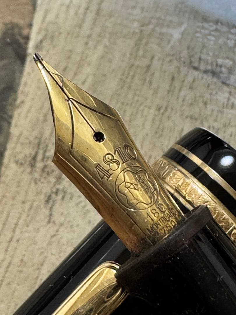 あ*き様 美品　モンブラン 万年筆 １４６ マイスターシュテュック