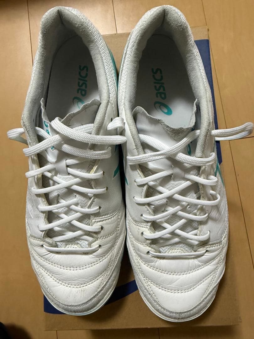 asics デスタッキ25.5 フットサルシューズ ホワイト/ターコイズ