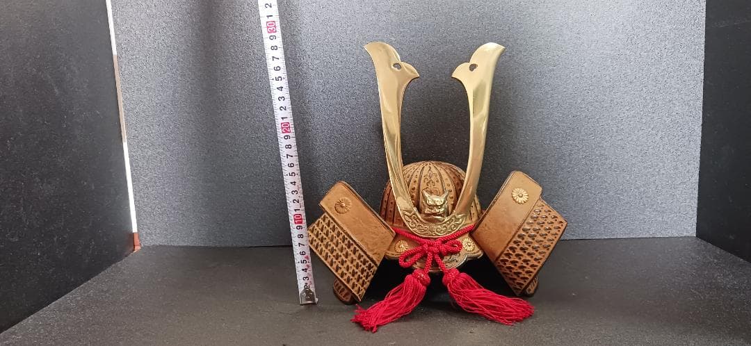 【希少品】　高岡　金次銅器製　出世兜　兜　金属工芸 鉄製 鋳物　端午の節句　置物