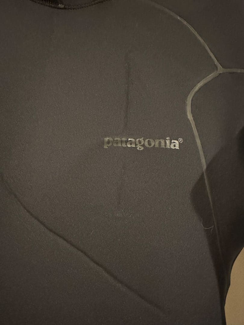 patagonia メンズブラック ウエットフルスーツ XLS