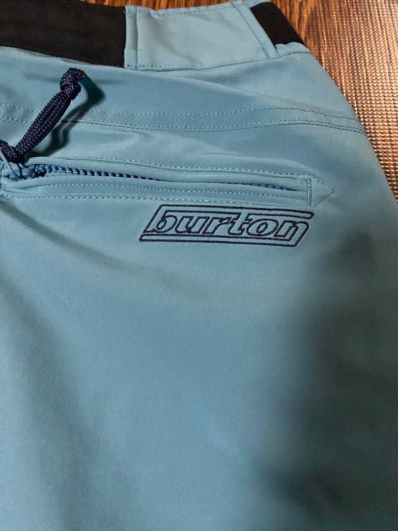 Burton 女性用 バートン ボードウェア上下セット 未使用おまけ付き