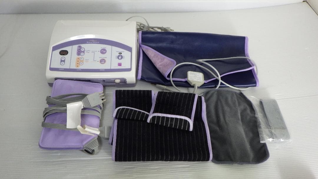 送料無料625/伊藤超短波日本ベスト　ビューティワールド II 高周波温熱美容器