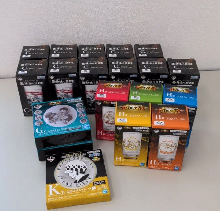 ワンピース　食器など　グラス　小皿　クリアファイルzst22242