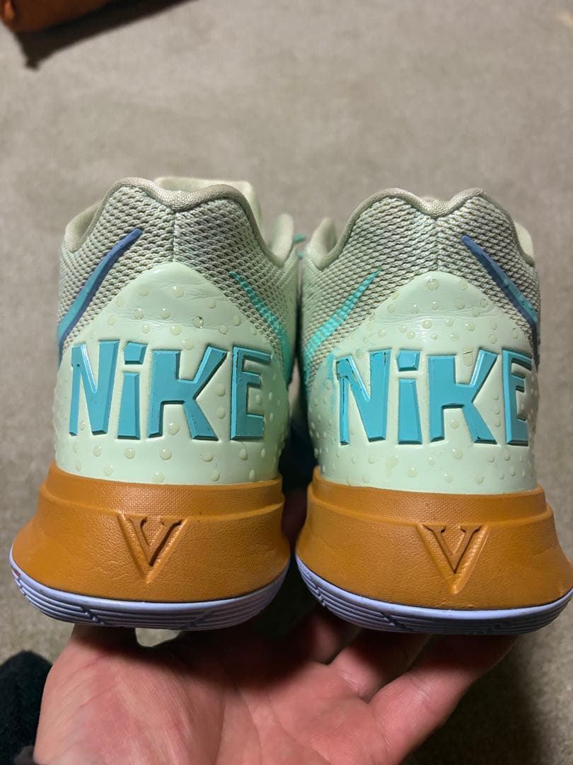 ナイキ　カイリー5 スポンジボブ ライムグリーン　27センチ