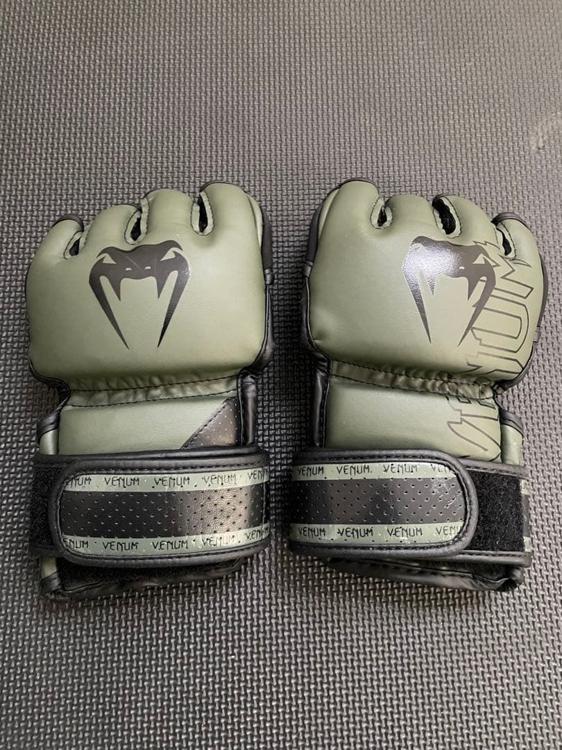 venum MMA グローブ