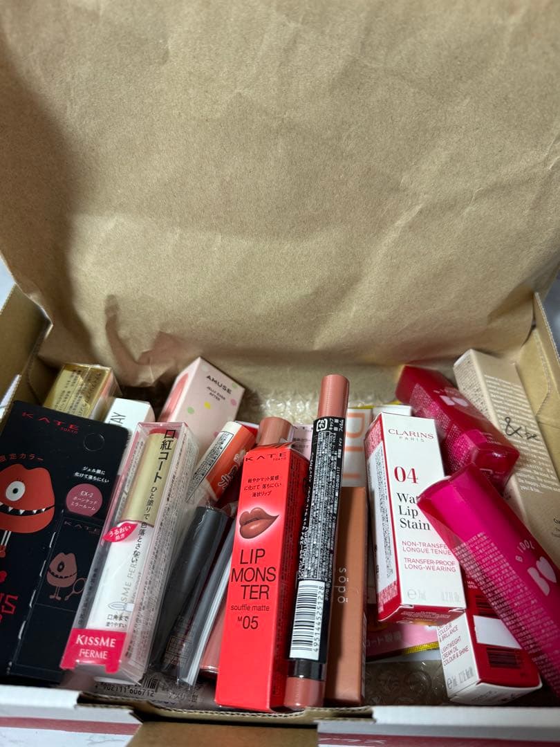 定価の半額以下！新品未開封リップ限定品含む27点まとめ売り！激安