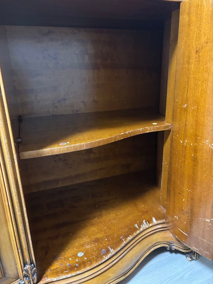 イタリア製　サイドボード 最高級品　鍵付き