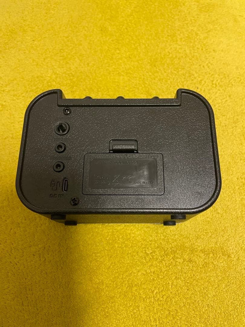 エレキギター ミニアンプシールド付き