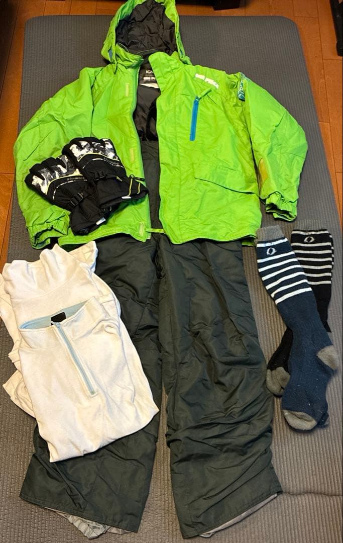 IGNIO ONE PIECE スキーウェア 子ども用　150センチ