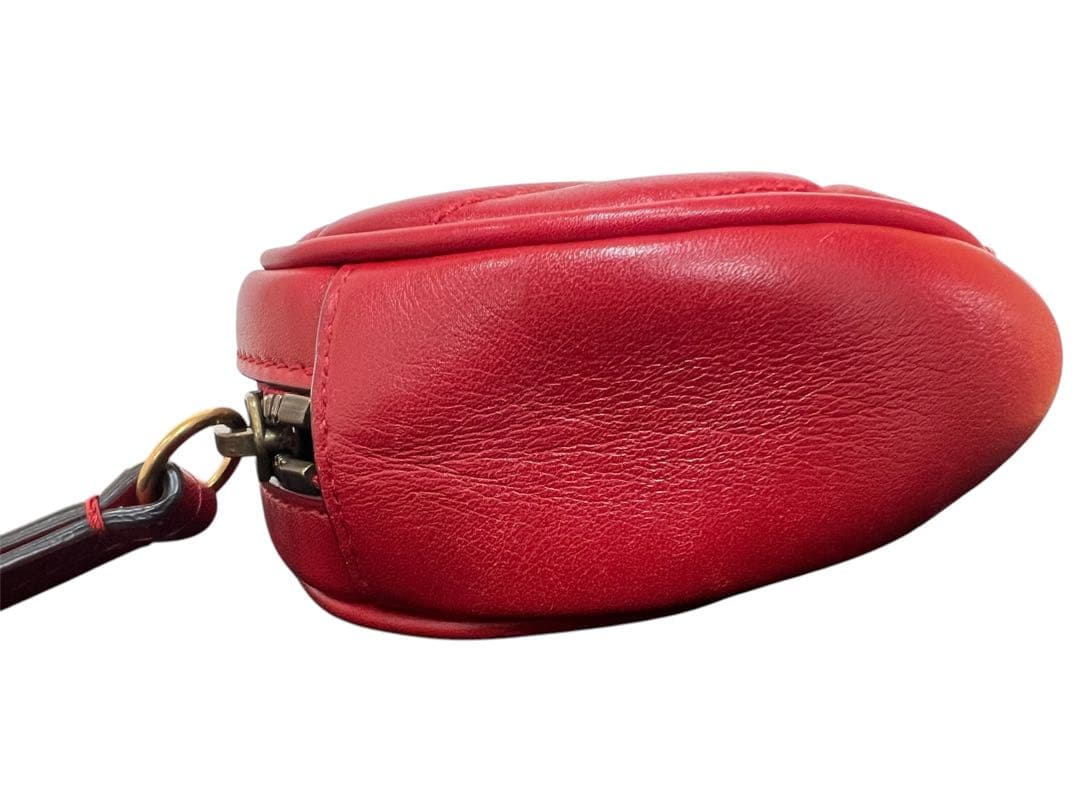 極美品　GUCCI グッチ　ボディバッグ　GGマーモント 476434 レッド