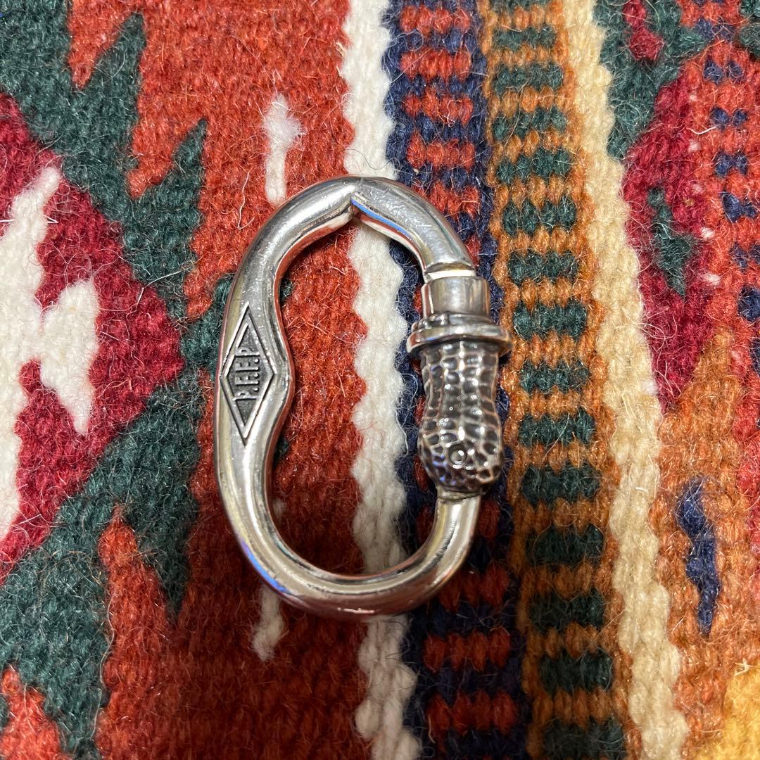 PEANUTS & Co. ピーナッツカンパニー ベロピーナッツカラビナ