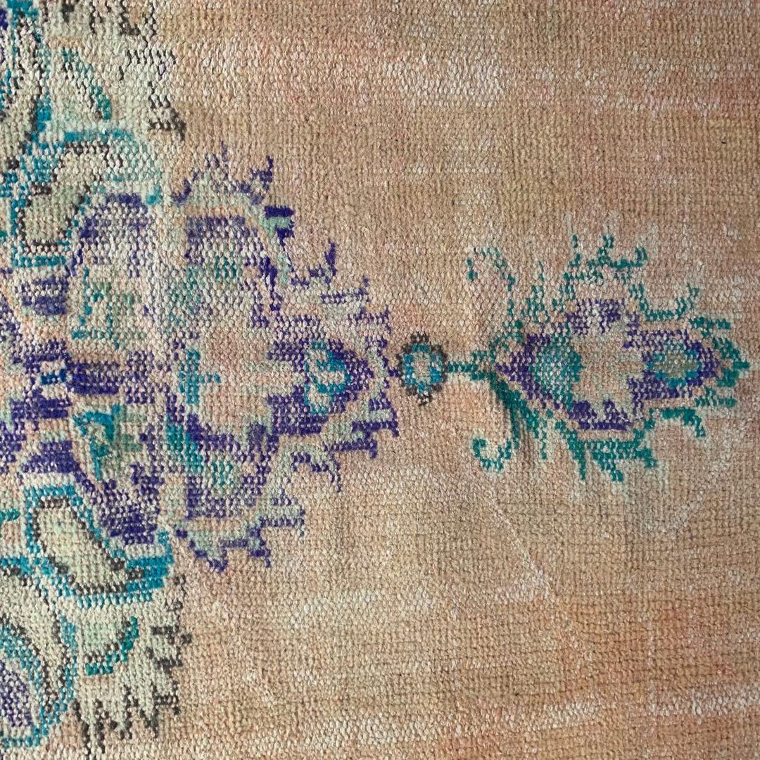 大判　トルコヴィンテージラグ　239×138 オーバーダイ　ペールオレンジ