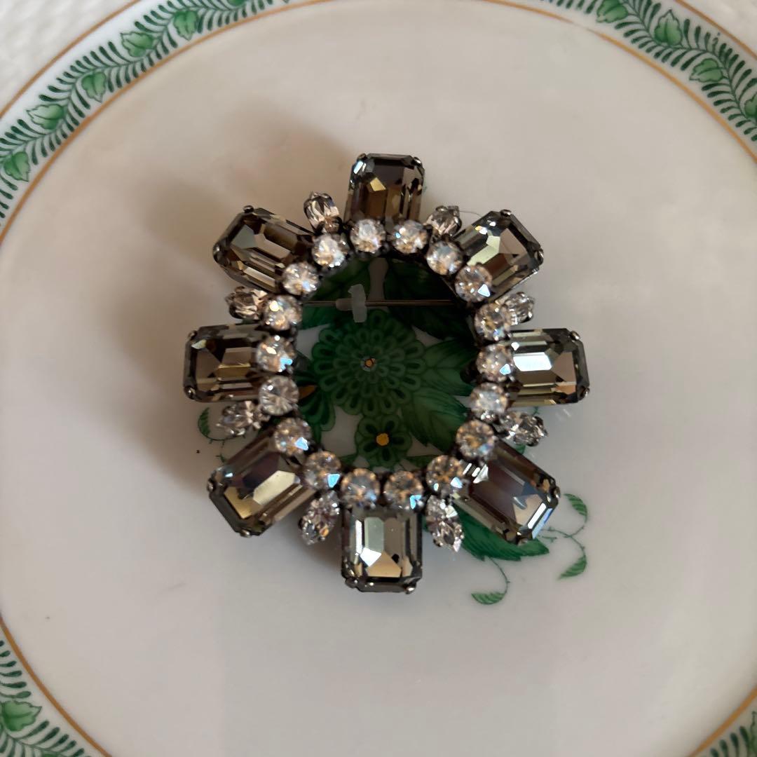 ☆ フォクシー　ブローチ☆ (ワケあり)