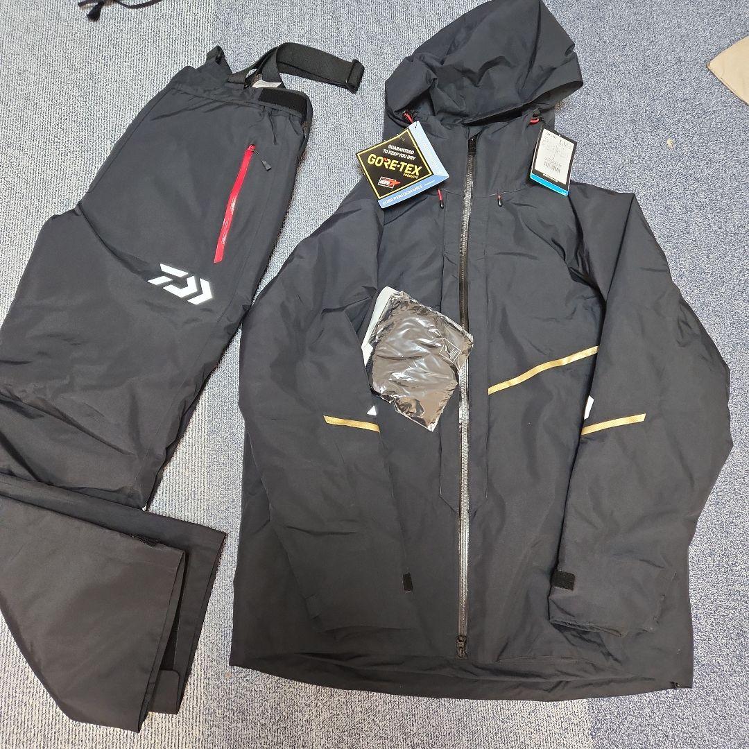 ダイワ ゴアテックス プロダクト コンビアップ ウィンタースーツ DW-1820