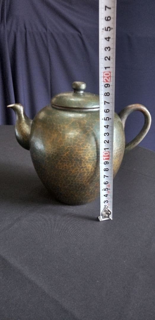 玉川堂、黒色金属製やかん、水差木箱付き 約20cm