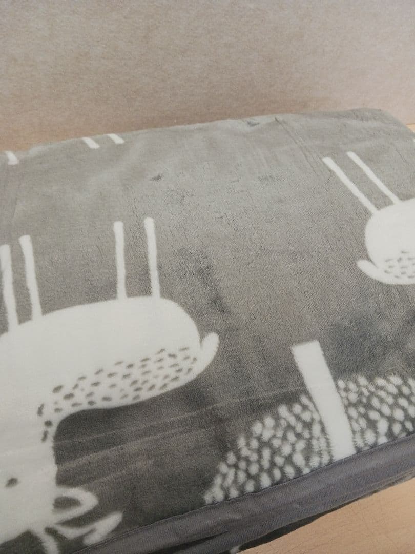 m101405k 着る電気毛布 curun アーバンスタイル エルク柄グレー