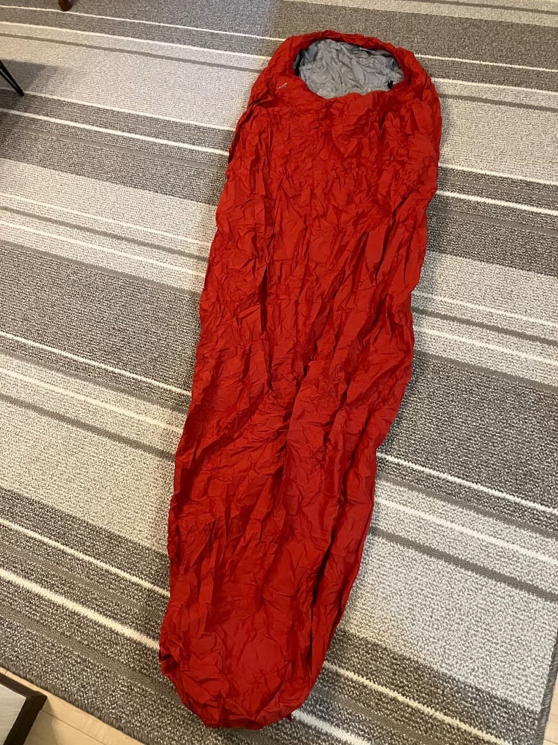 finetrack EVER BREATH シュラフカバー 赤