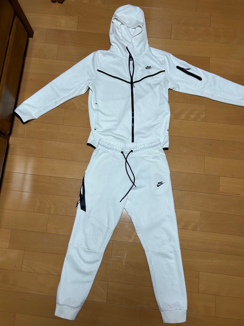 Nike ホワイト ジャージ上下セット