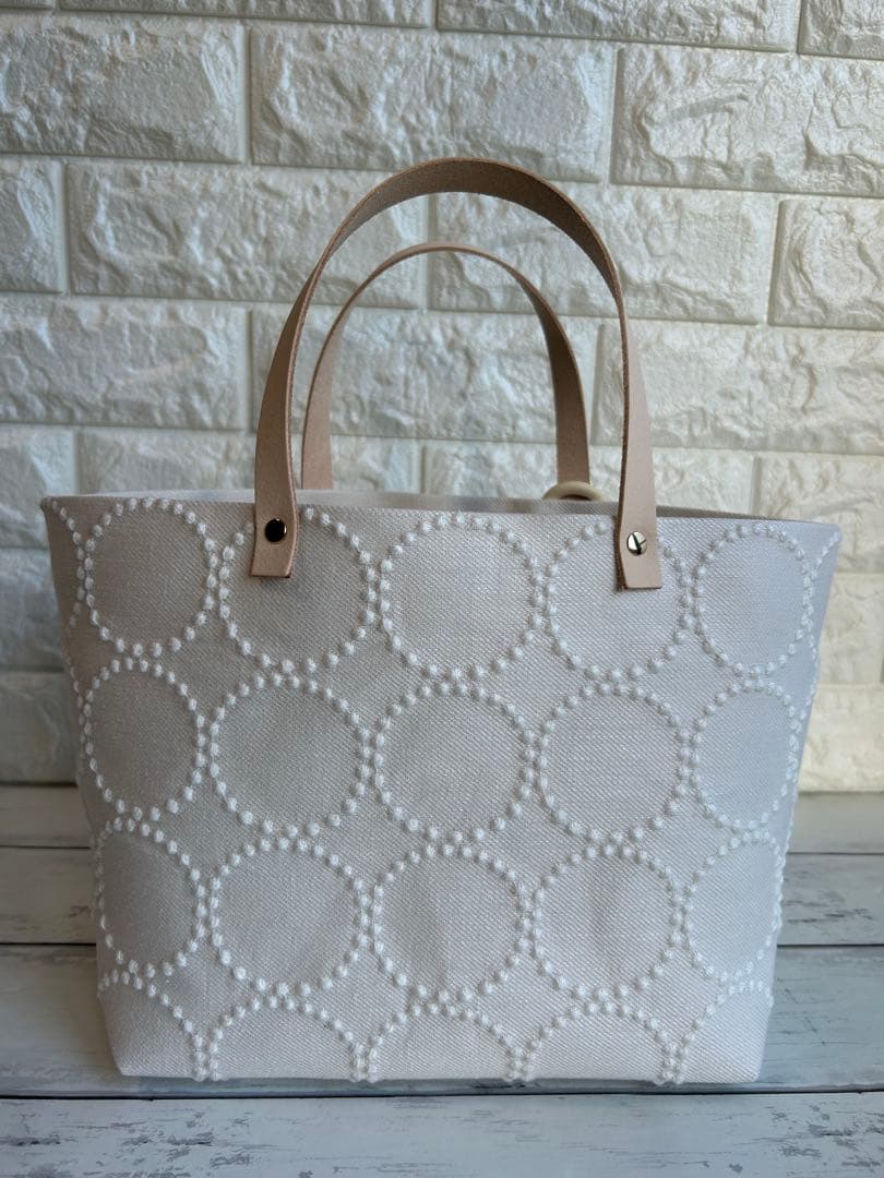 【1072】ミナペルホネンタンバリントートバッグ　ベージュ×ホワイト