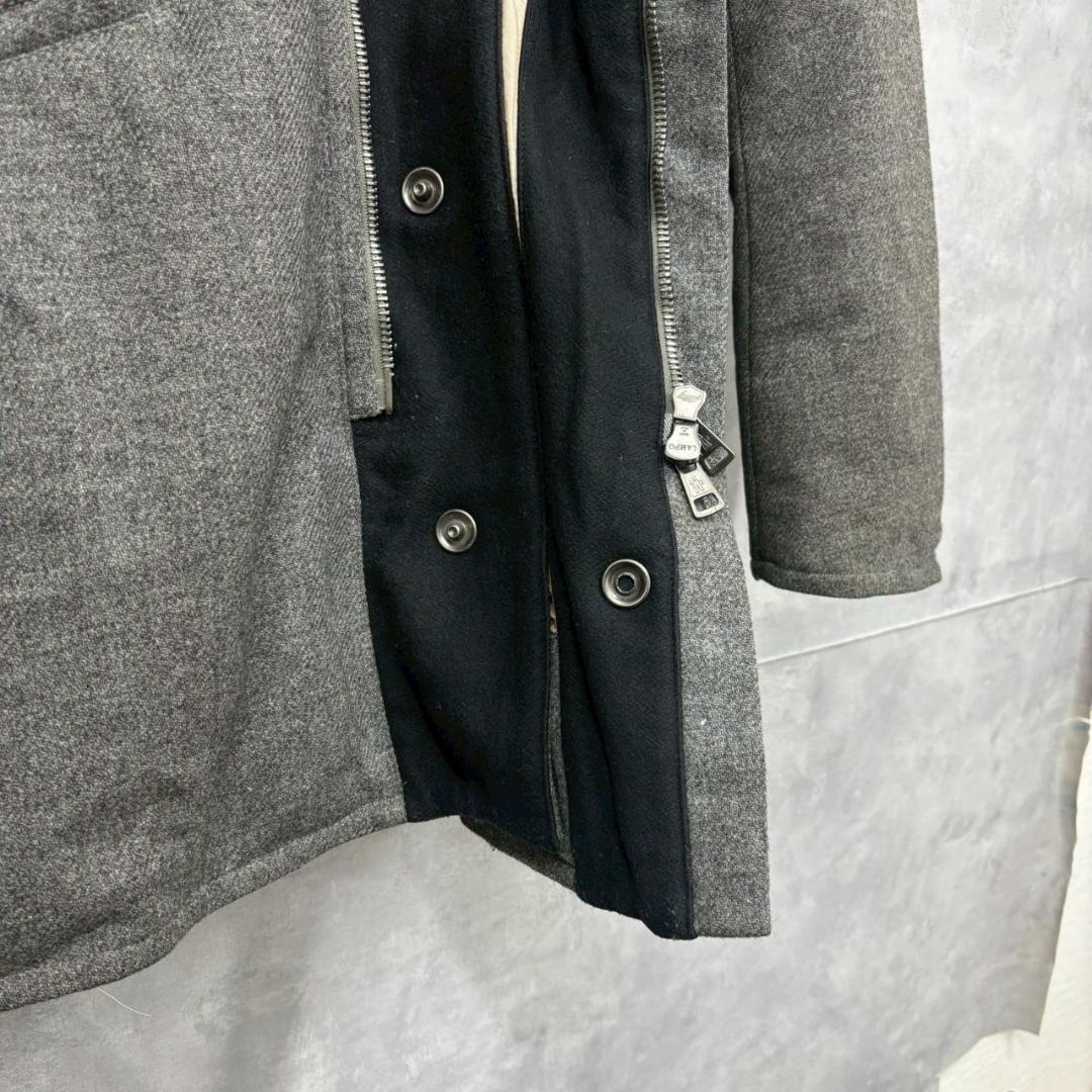 MONCLER モンクレール　グレー ダウンコート N2285