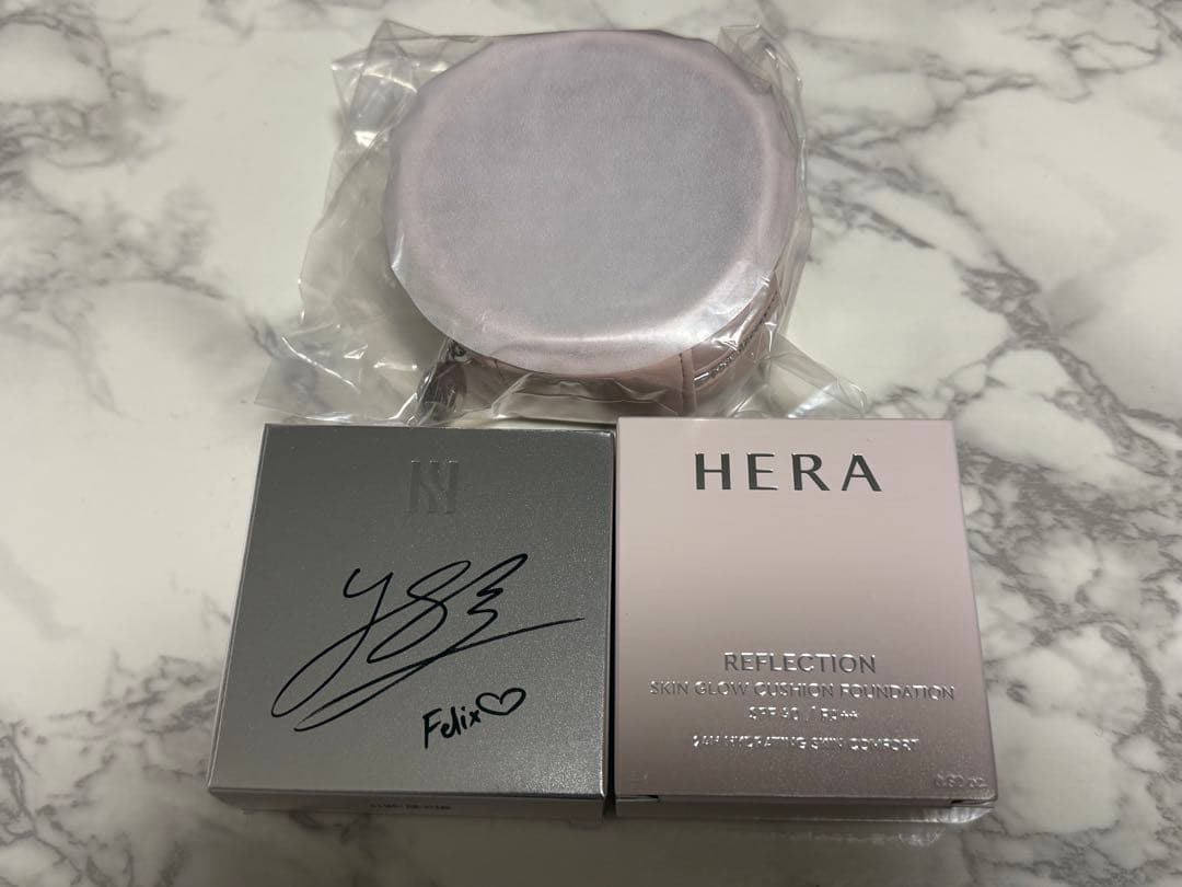 HERA クッションファンデーション フィリックスエディション 17N1