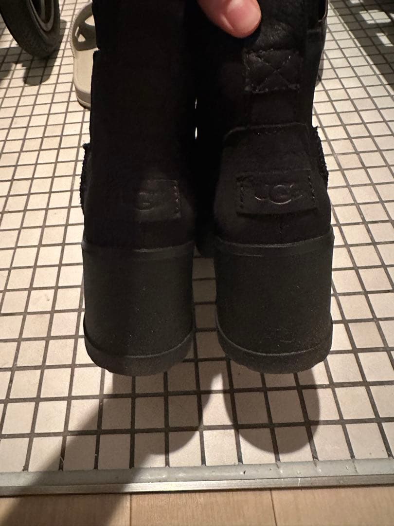 UGG Moxy Chelsea モクシーチェルシー ブーツ