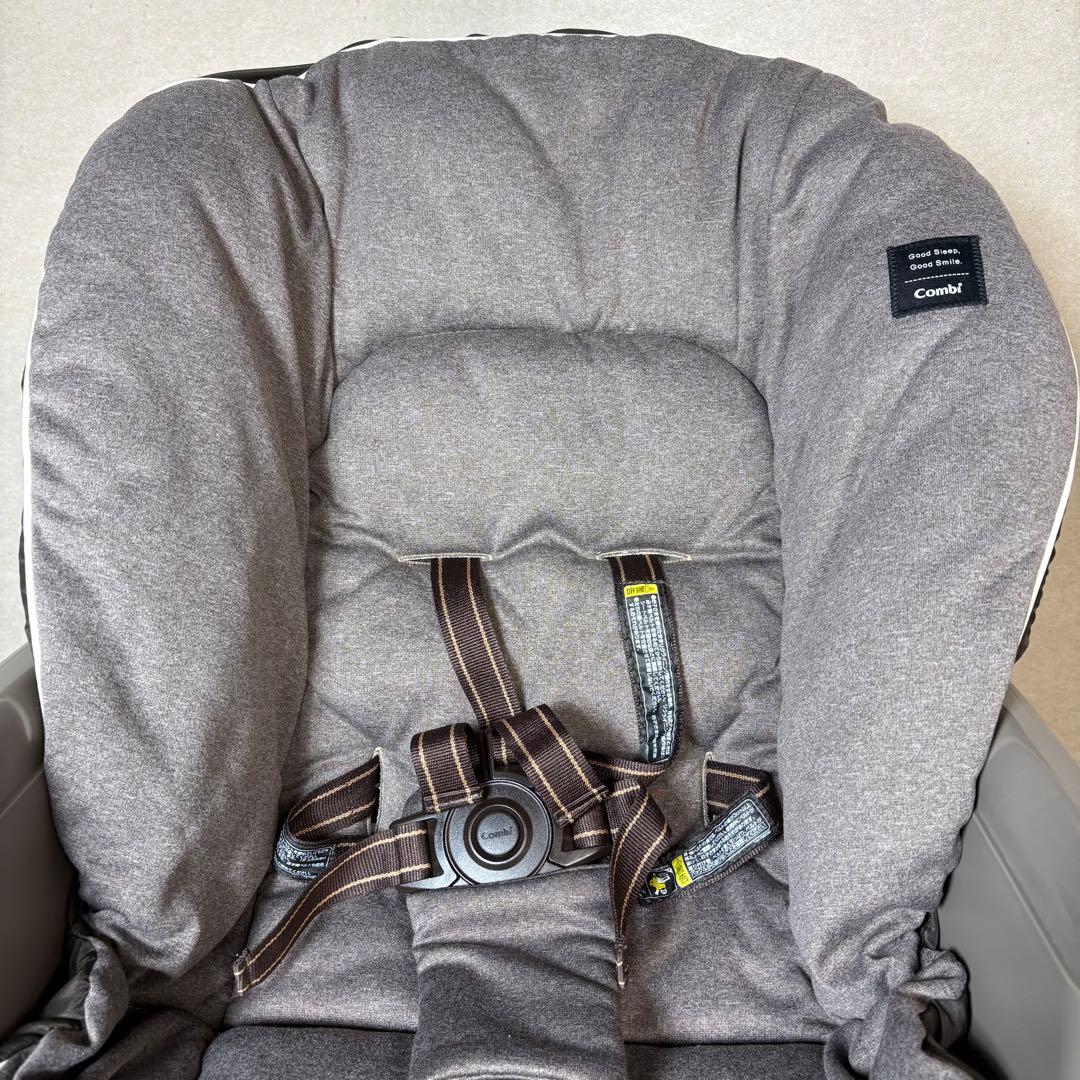 Combi ネムリラ オートスイング BEDI カカオブラウン コンビ