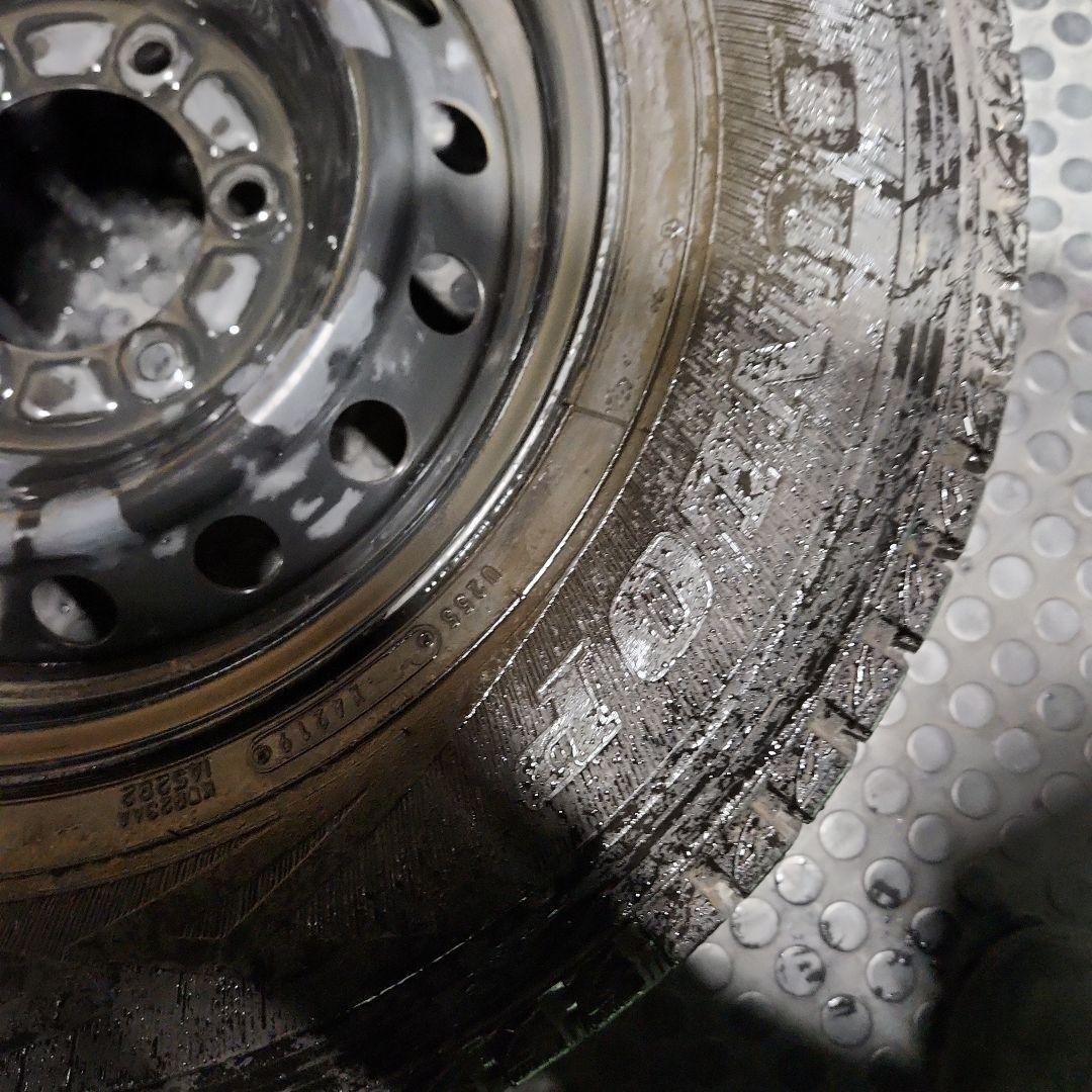 195/80R15　107/105　スタッドレス ハイエース鉄ホイール付き