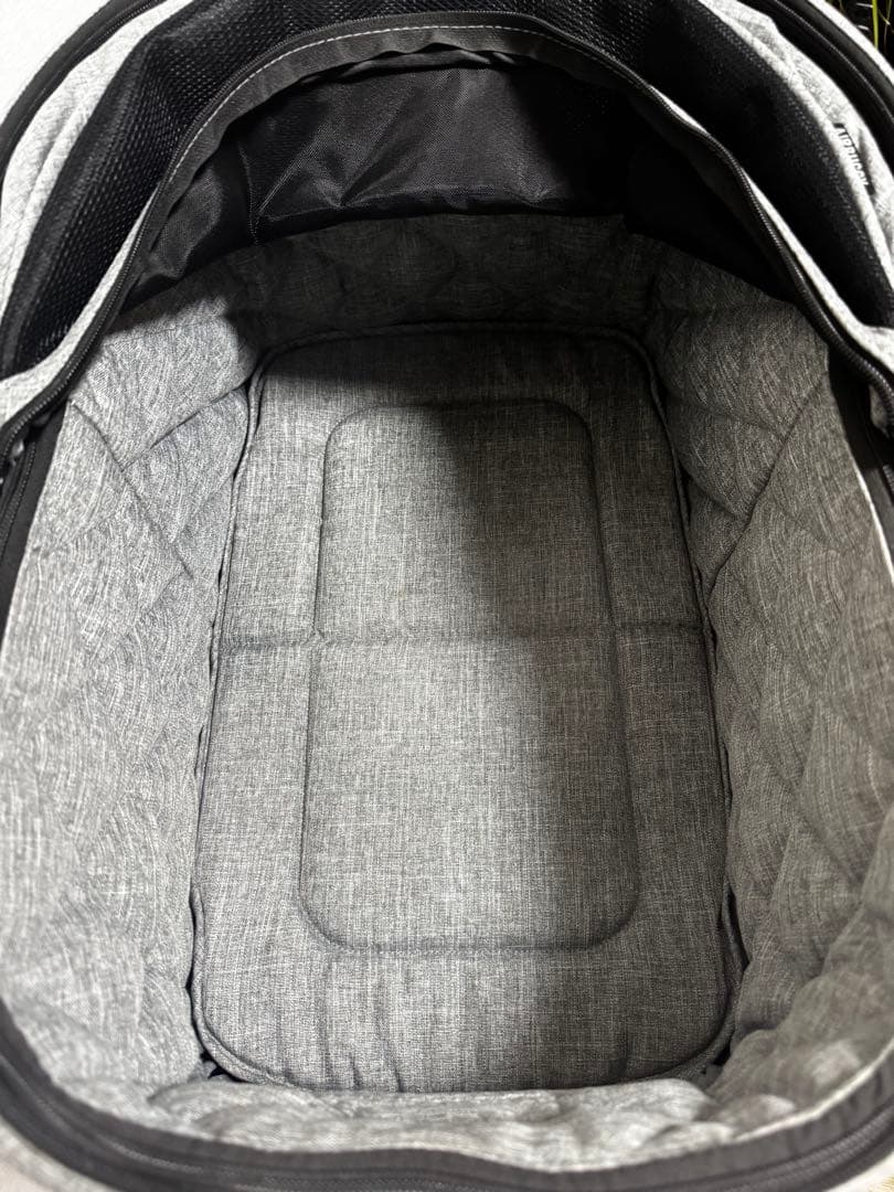 AIRBUGGY FITT WIZ ペット　ドッグカート グレー　千葉引取可能