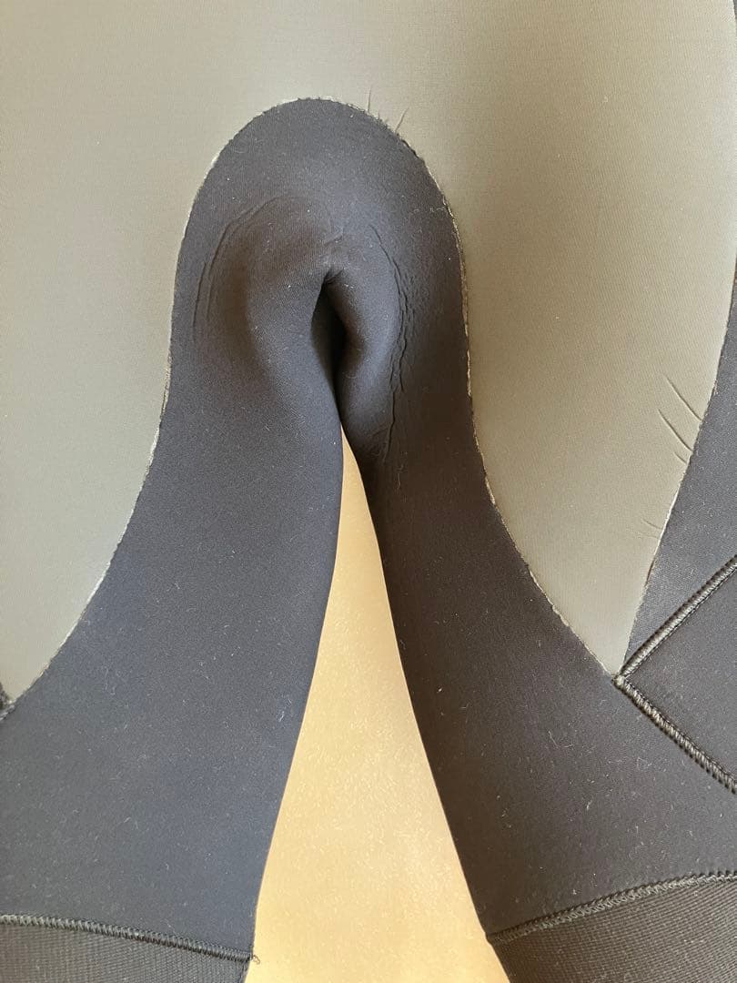 RASH 5mm x3mm セミドライ　フルスーツ